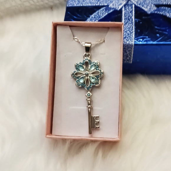 Key To My Heart Sterling Silver Pendant Necklace - Picture 10 of 13